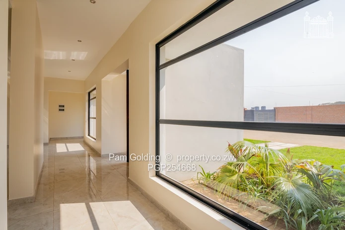 Newly Built 5-Bedroom Home In Mount Pleasant Heights