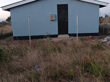 2 Bedroom House