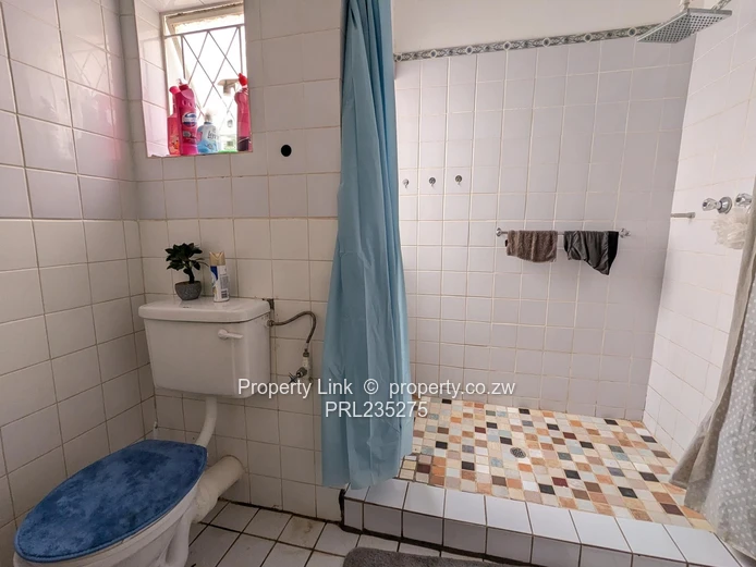 2-bed, 1-bath Garden Flat In Greystone Park