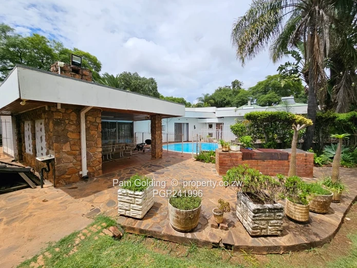 Immaculate Home In The Heart Of Suburbs