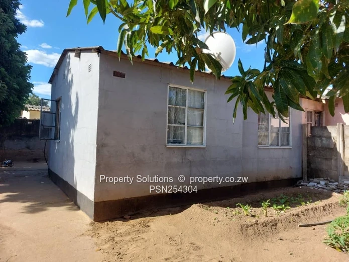 Glen Norah Core House for Rent