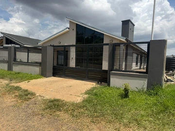 4 Bedroom House