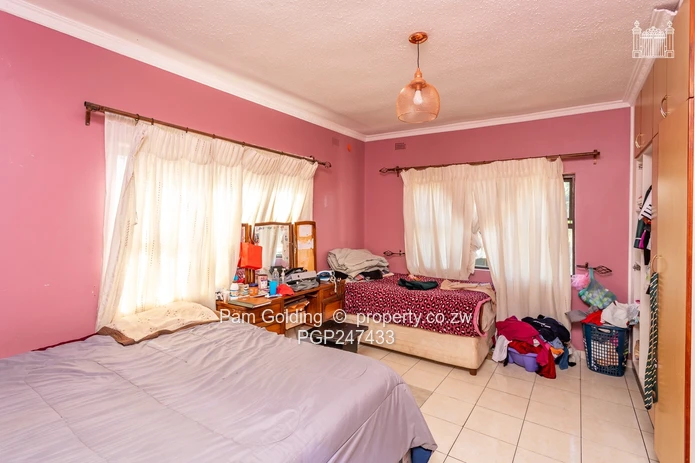 4 Bedroom House for Sale in Borrowdale Brooke (Sole Mandate)