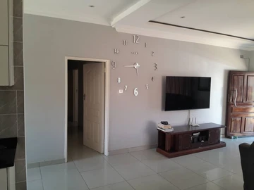 3 Bedroom Garden Flat