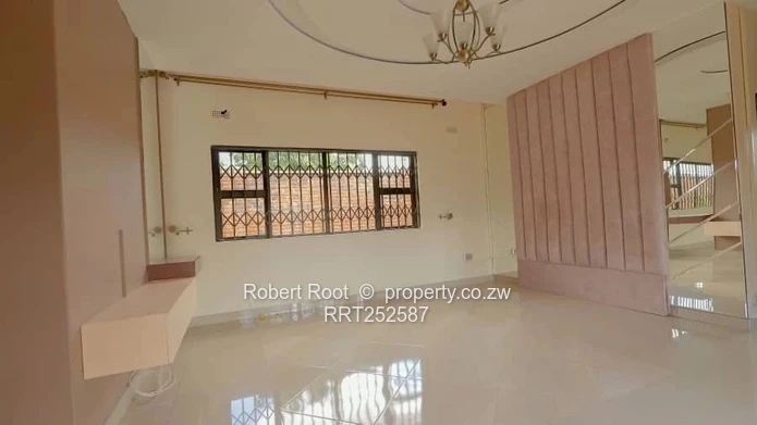 Ultra Modern 4 bed family home