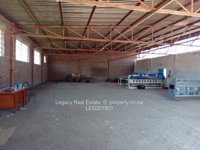 Warehouse to let in Tynwald Industrial Area