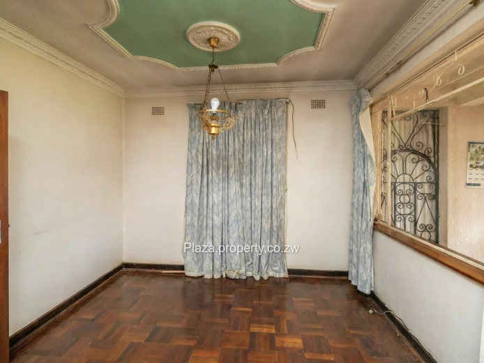 Prime Estate in Hatfield — Near St Patrick’s | Family Home, Cluster Development or Horticulture