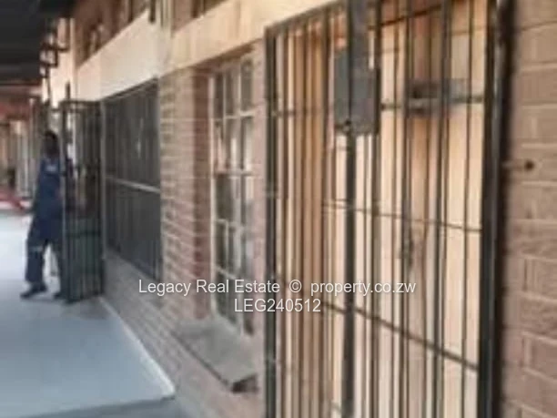 Chitungwiza Busy Shopping Centre Shop For Sale – Title Deed