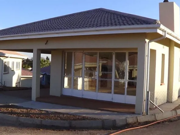 3 Bedroom Garden Flat