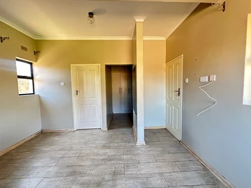 3 Bedroom Garden Flat