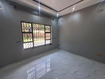 3 Bedroom Garden Flat