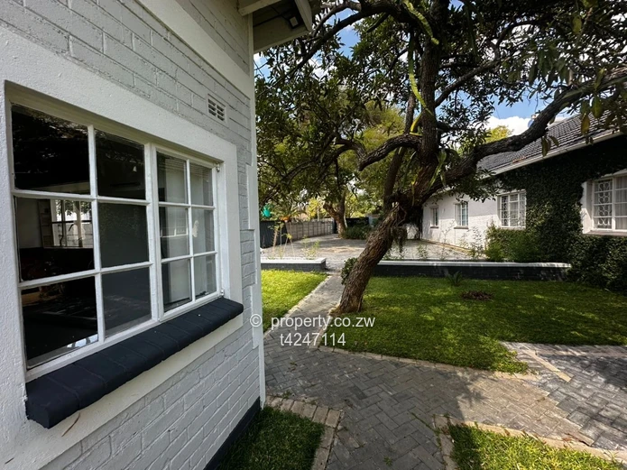 Eastlea 3 bedroomed house for sale 
