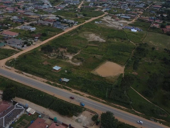 Commercial & Industrial Land