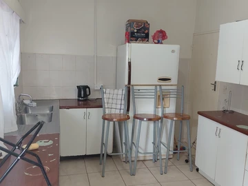 10 Bedroom House