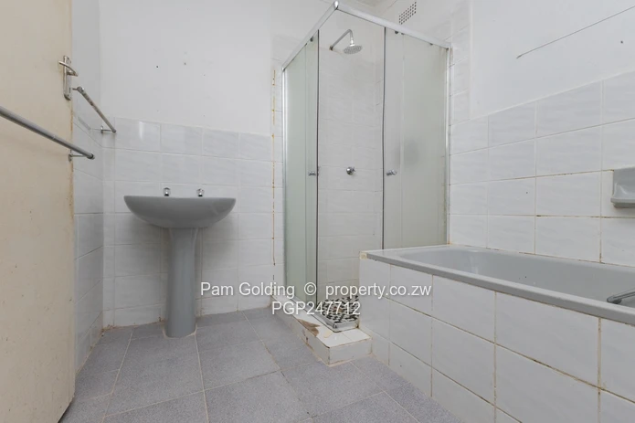 4 bedroomed house to let  ,Folyjon Crescent Glen Lorne