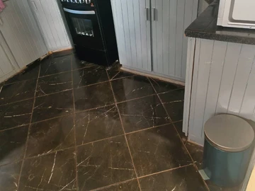 3 Bedroom Flat & Apartment