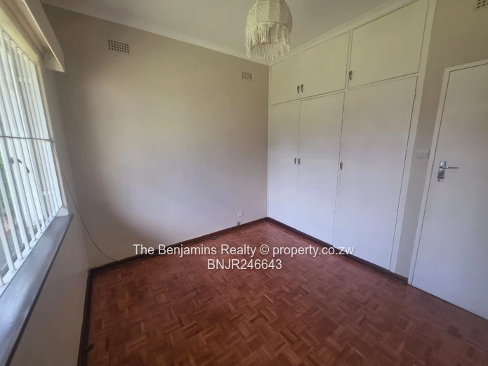 Garden Flat In Avondale