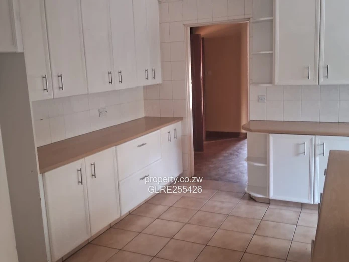 Mount Pleasant, Harare North: 6-Bed, 5-Bath Home