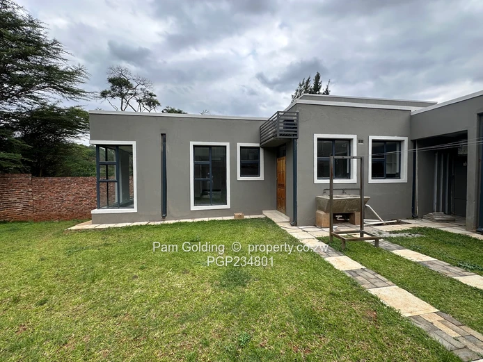 Luxurious Townhouses - Glen Lorne 