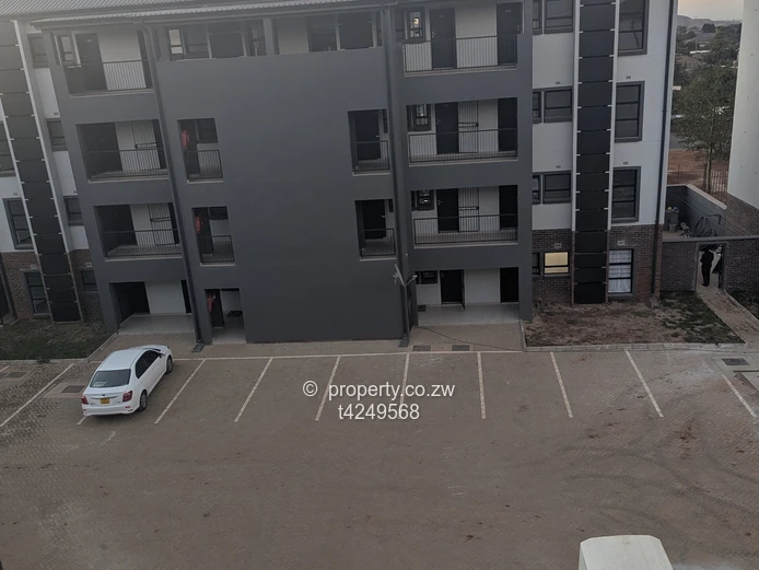 Aspindale Park 2 bedroom flat to rent  (Sole Mandate)