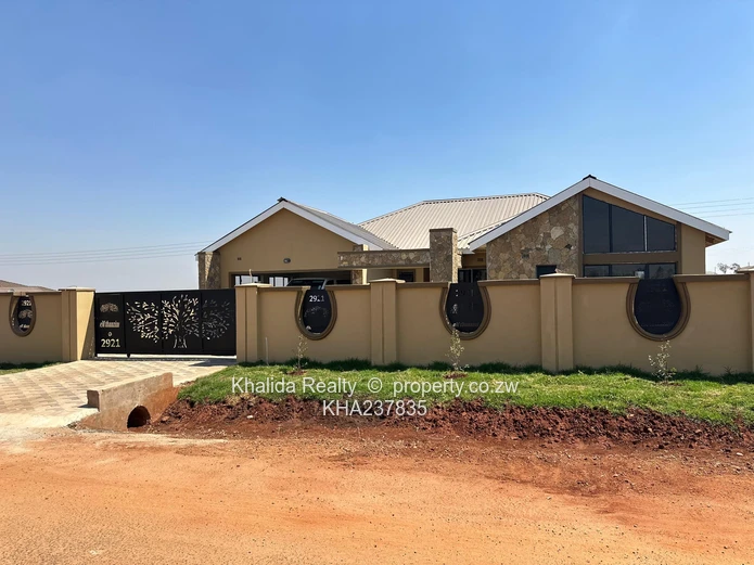 Nyeredzi Ridge Pomona house for rent 