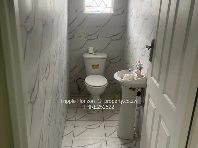 Mufakose 3-Bed Home — Electric Gate, Tiled & Fitted Kitchen (Sole Mandate)