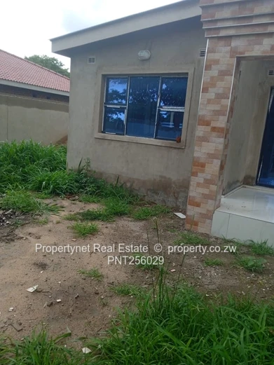 Solid neat family home!!!