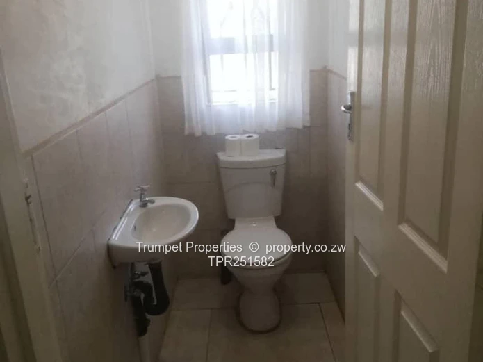5-Bed Mazowe House — Tiled Interiors, Verandah & Solar