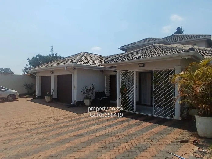 Walled Double-Storey 5-Bed in Adylinn with Solar