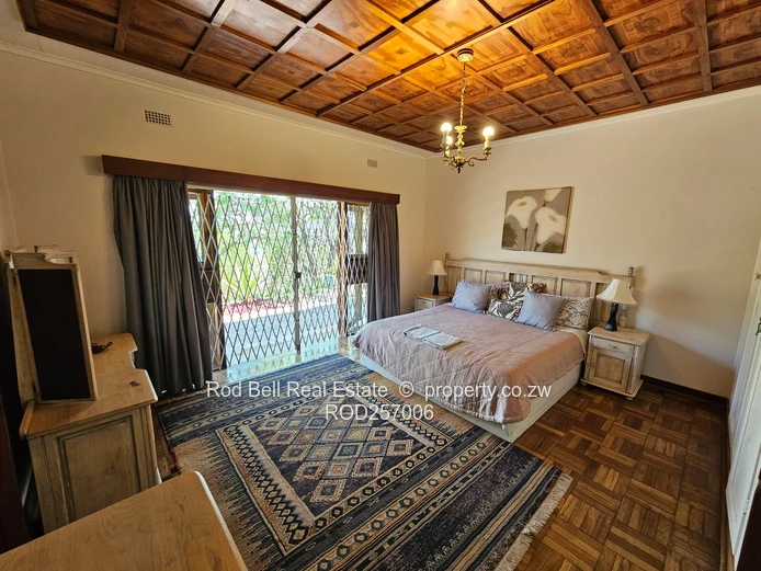 Large family home and cottage sitting on 6 acres with amazing views