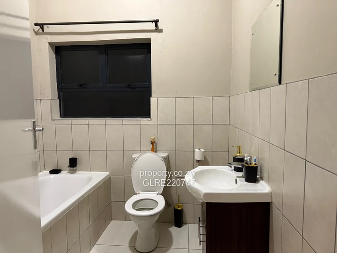 Newlands Fully Furnished To Let