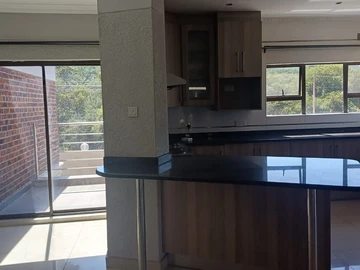 3 Bedroom Flat & Apartment