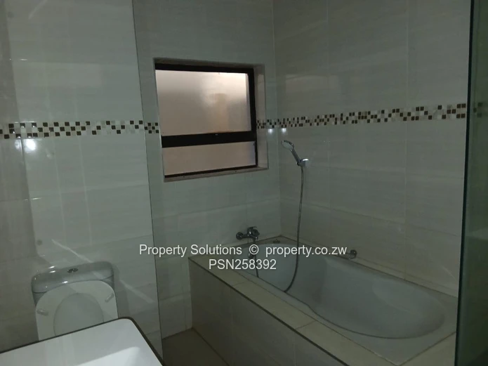 Modern 3-Bedroom Townhouse to Rent in Greencroft