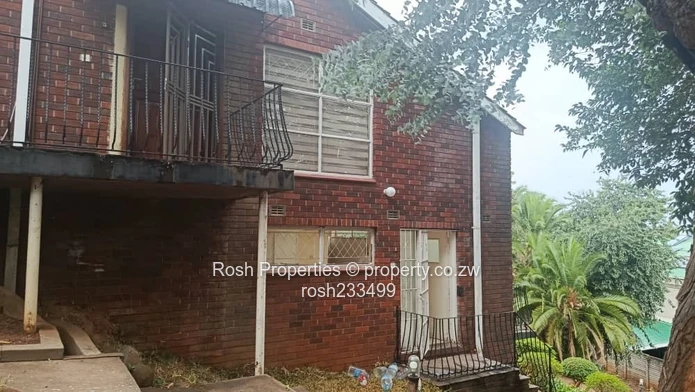 Bachelor`s Flat 2 Stunning Views in Greystone Park