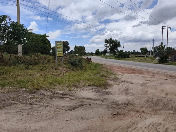 Commercial & Industrial Land