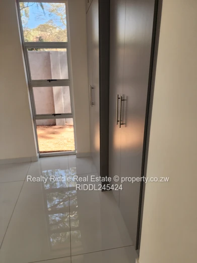 Emerald Hill: New 3-Bed Townhouse Complex w/ Borehole