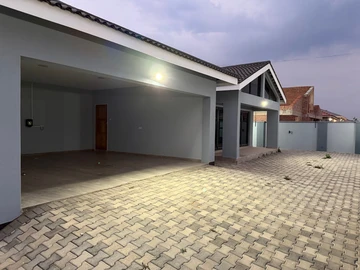 4 Bedroom House