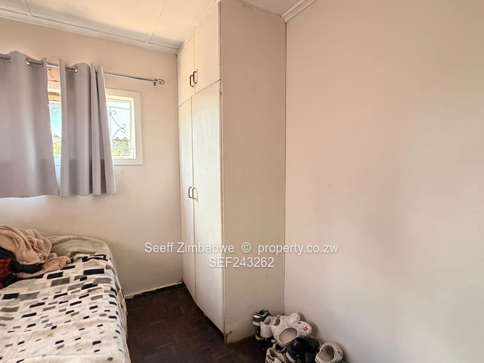 A renovation delight awaits in Cranborne ! 