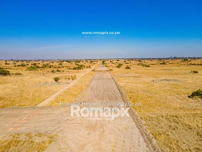 300m² Norton Stand — Main Road Frontage & Tarred Roads