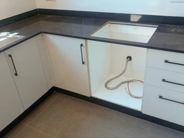 4 Bedroom Garden Flat