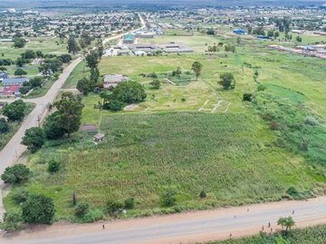 Commercial & Industrial Land