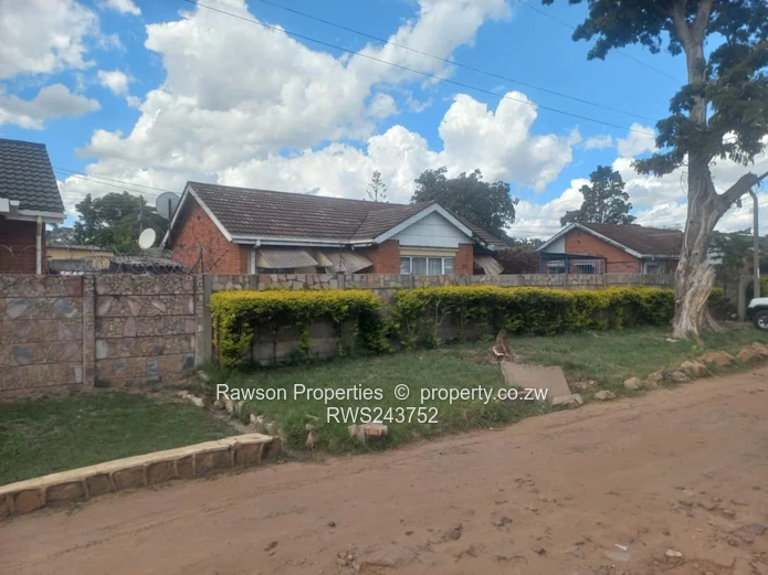 St Martins House For Sale (Sole Mandate)