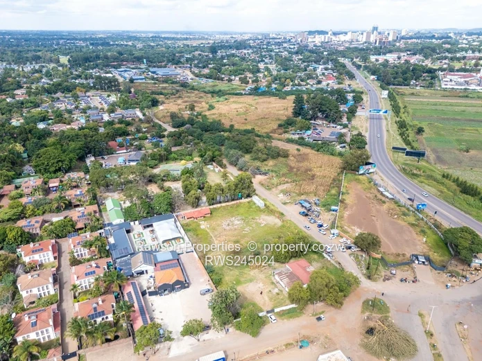 Prime commercial stand in Newlands