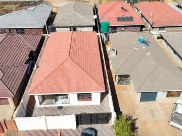 4 Bedroom House