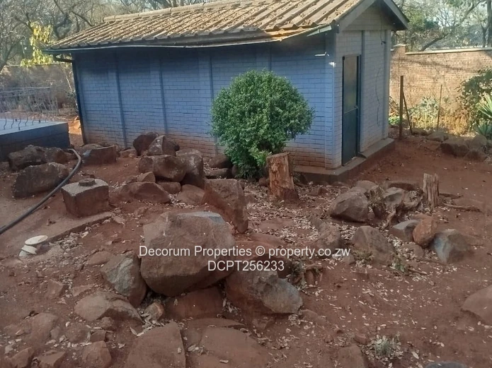 Chisipite 4-Bed Home - Borehole, Paved Courtyard & Veranda (Sole Mandate)