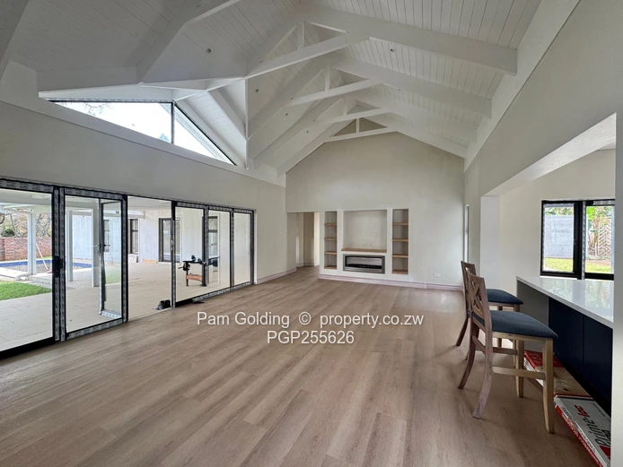 Exclusive Living - 4 Bedroom Home Chisipite 