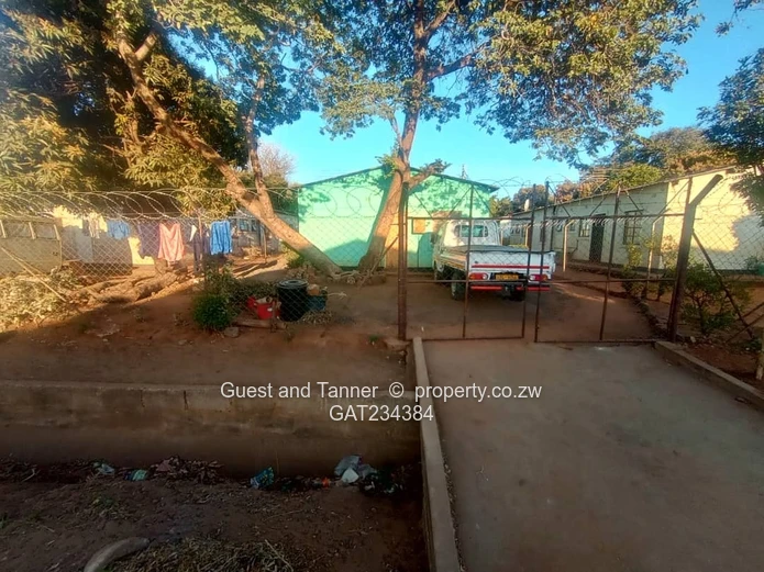 Two Semi-Detached Units for Sale in Chinotimba Victoria Falls – Ideal for Dual Family Living or Rent