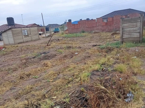 Stands & Residential Land