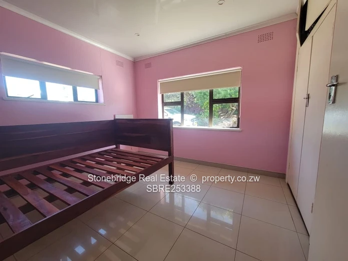 4 Bedroom House in Hillside For Sale
