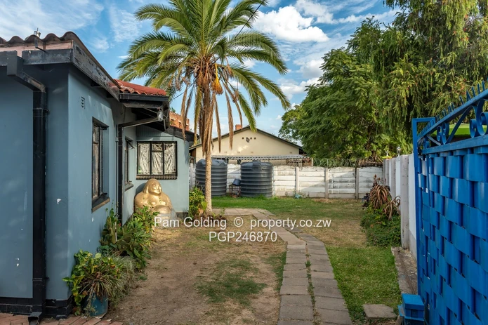 Investment Opportunity in Prime Avondale West Location (Sole Mandate)
